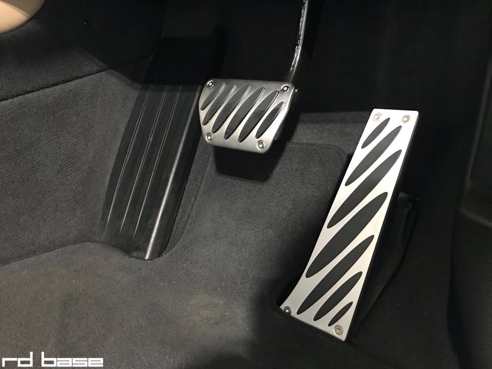 BMW X6M ブラッククローム加工
