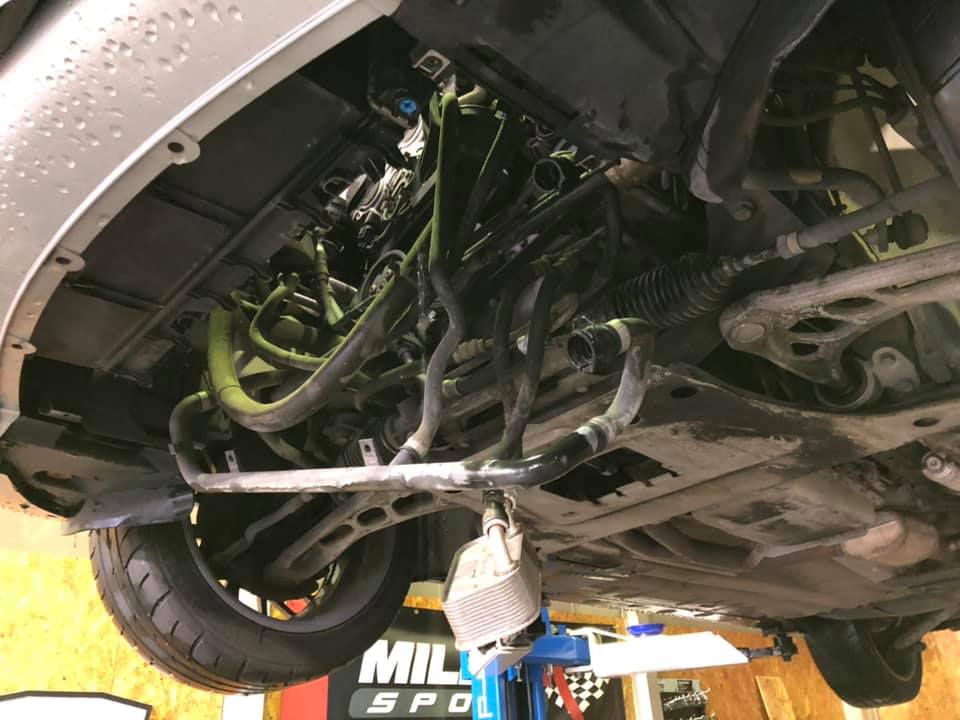 BMW E46 クーラント漏れ修理！