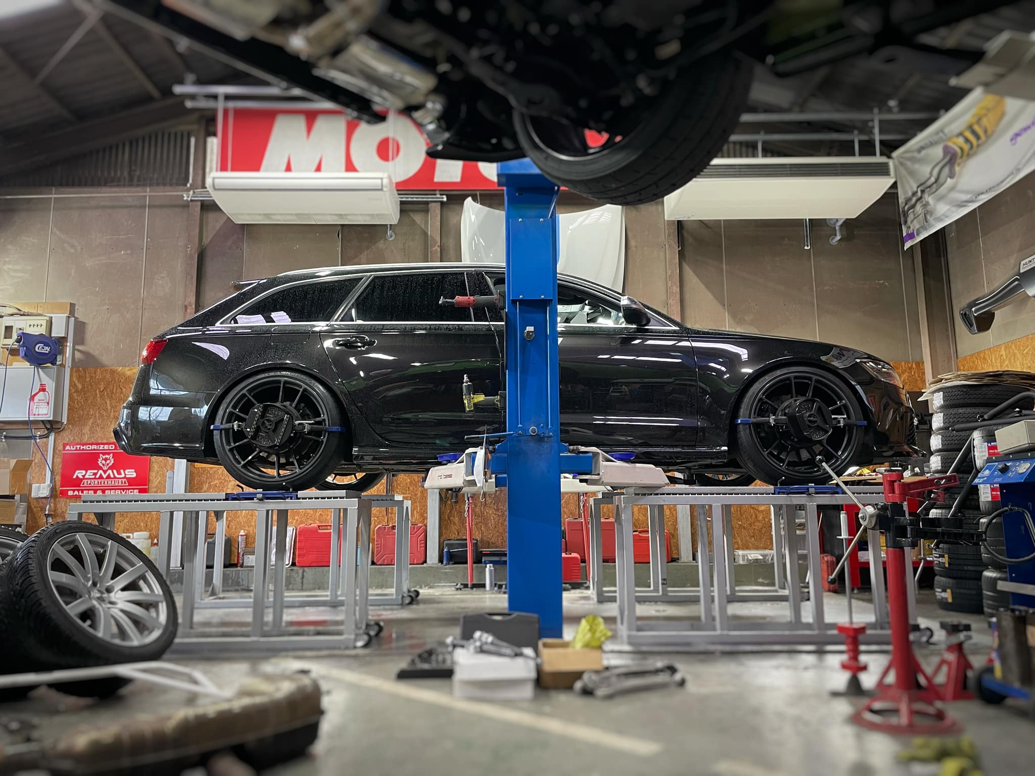 RS6  X  RS6！