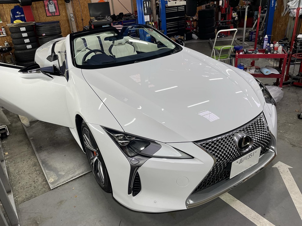 LC500  X  RS7！