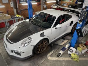 GT3RS 純正パーツ流用！