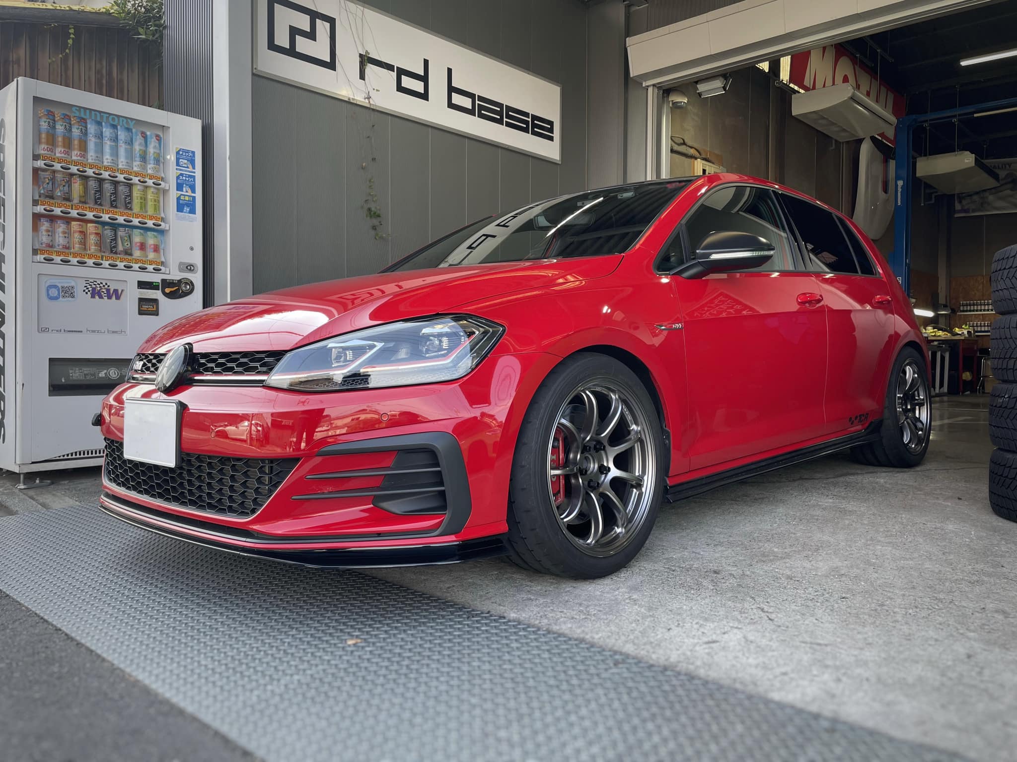 GOLF TCR  X  RS3！