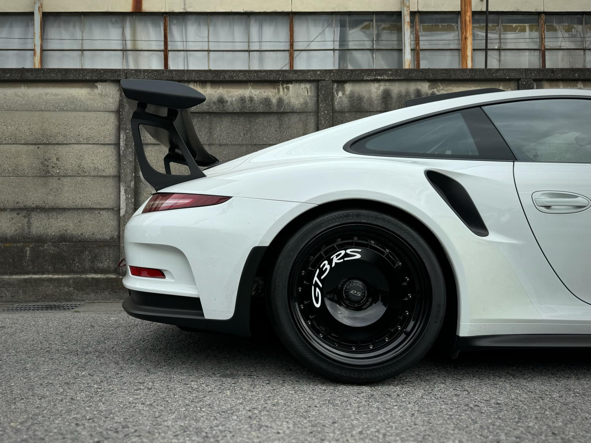 GT3RS  X  neutrale！