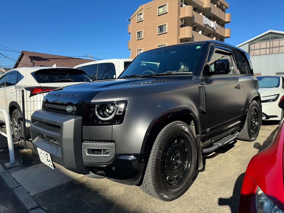 Cayenne Turbo  X  DEFENDER！