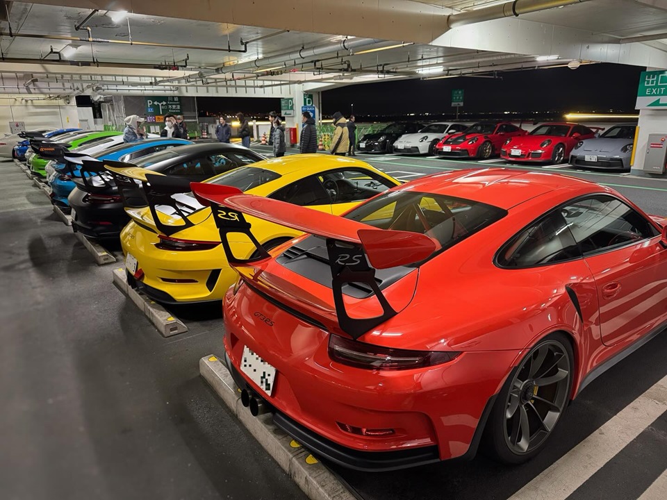 GT3  X  GT3RS！