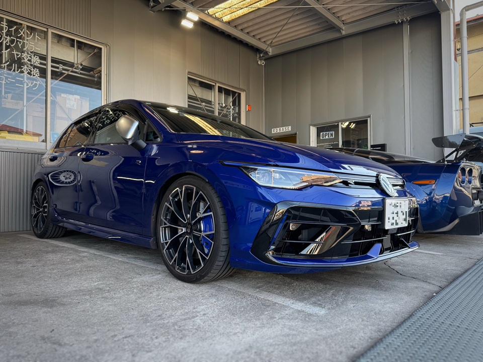 GOLF R  X  PRIUS！