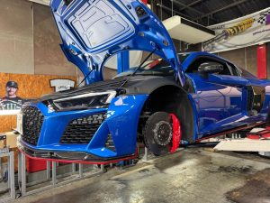 AUDI R8  X  PS4S！
