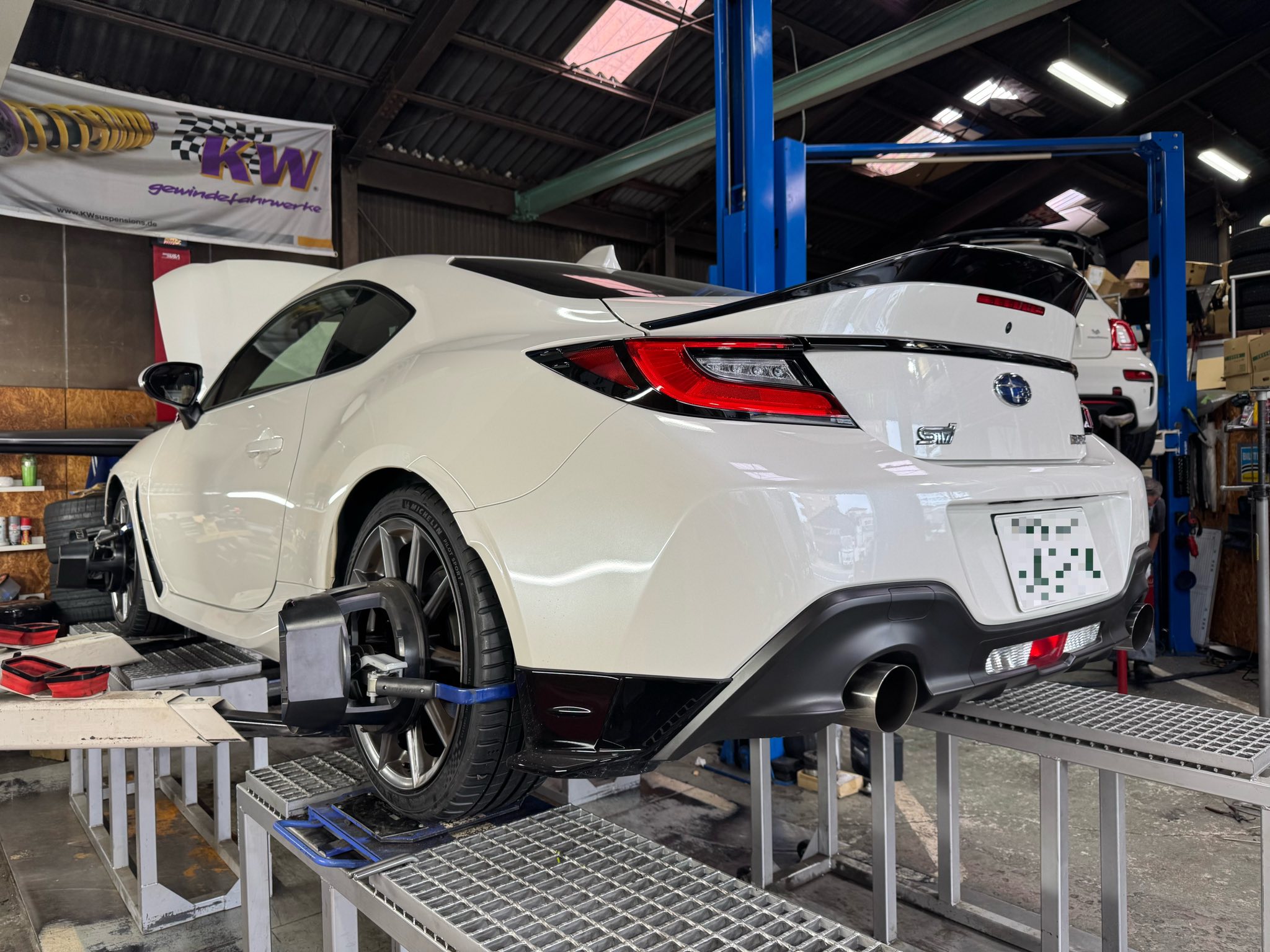 BRZ  X  86！