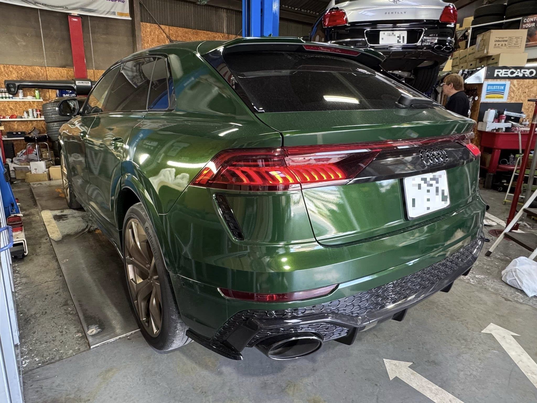 Turbo S  X  RS6  X  RSQ8！