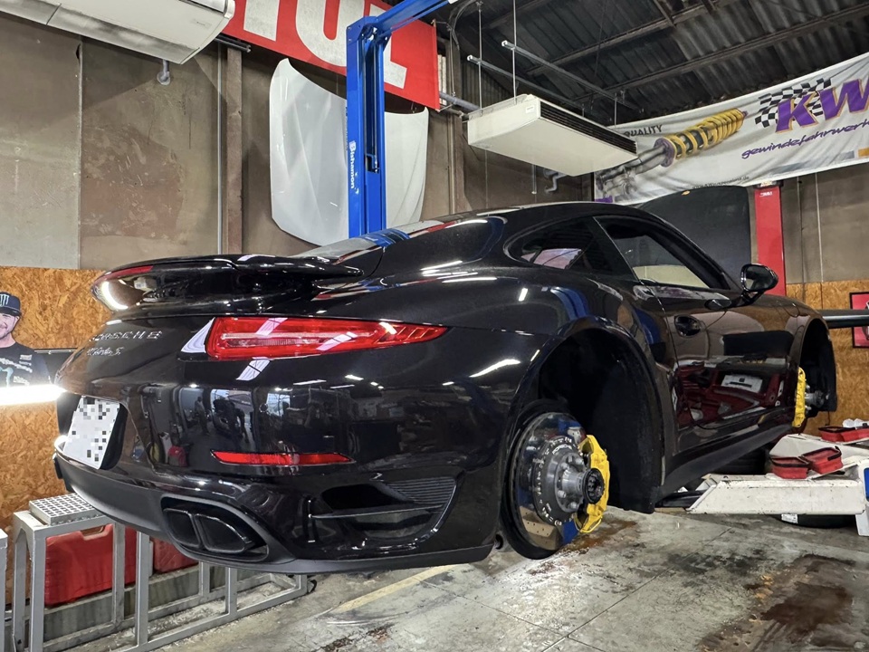 Turbo S  X  RS6  X  RSQ8！