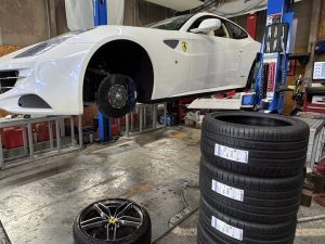 FERRARI FF  X  MI PSS！