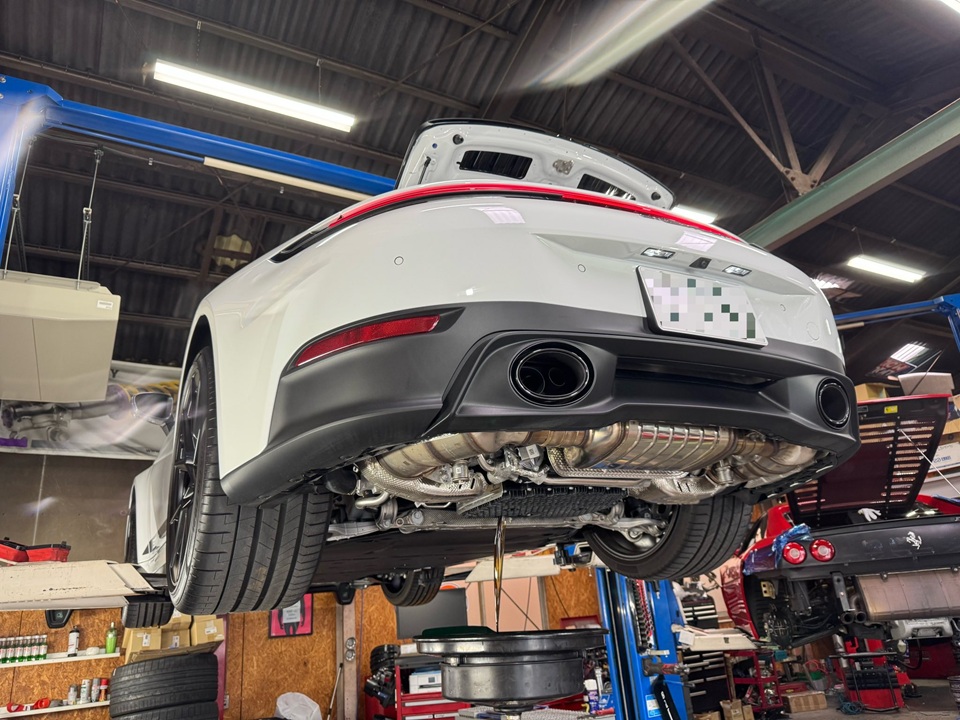 992 CarreraT  X  Cayenne  X  Cayenne Turbo！