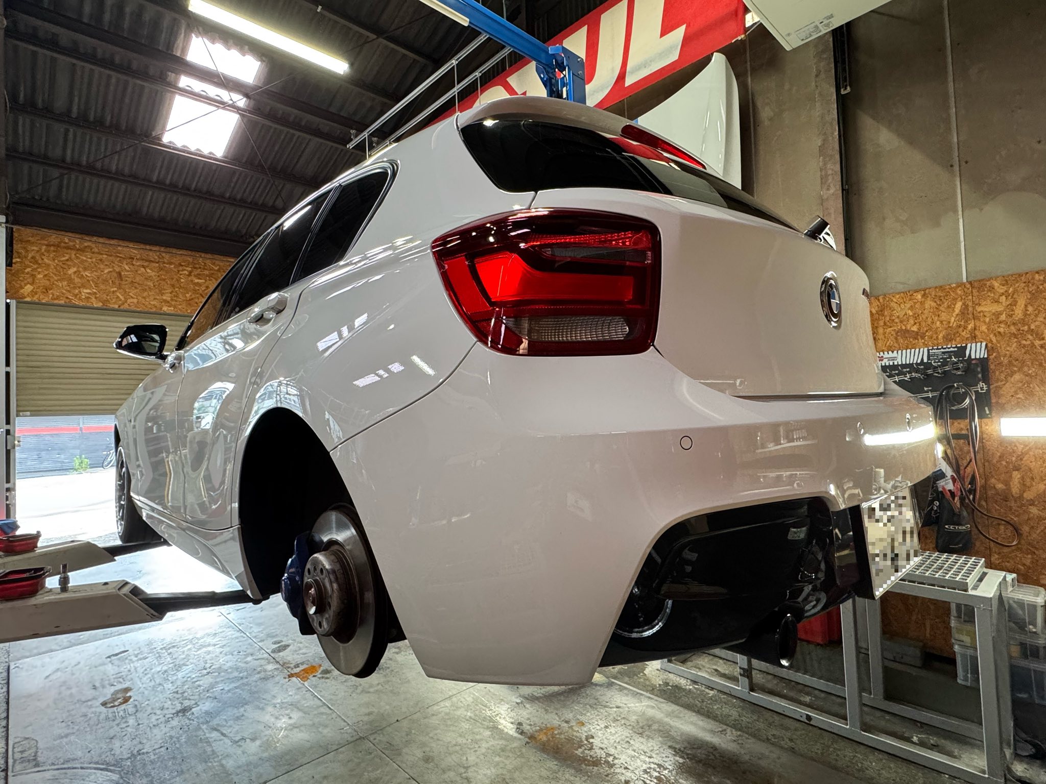 M135i  X  X2  X  Cayenne GTS  X  A5！
