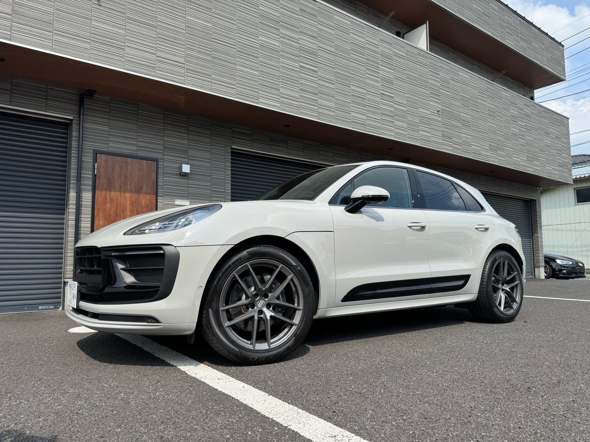 Macan  X  Macan！