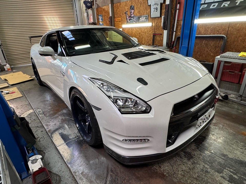 GT-R  X  Z4！