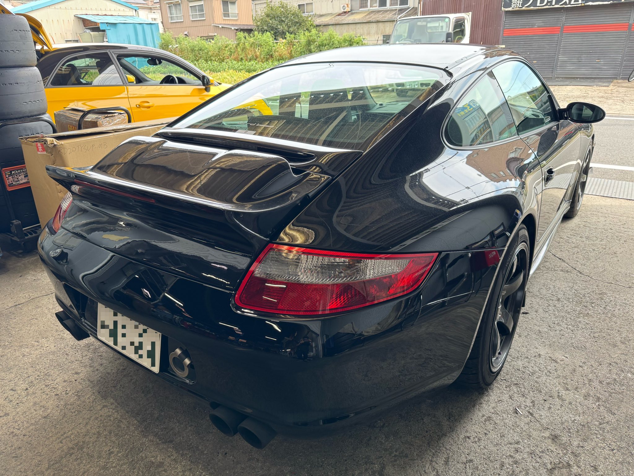 W212  X  997  X  W222！