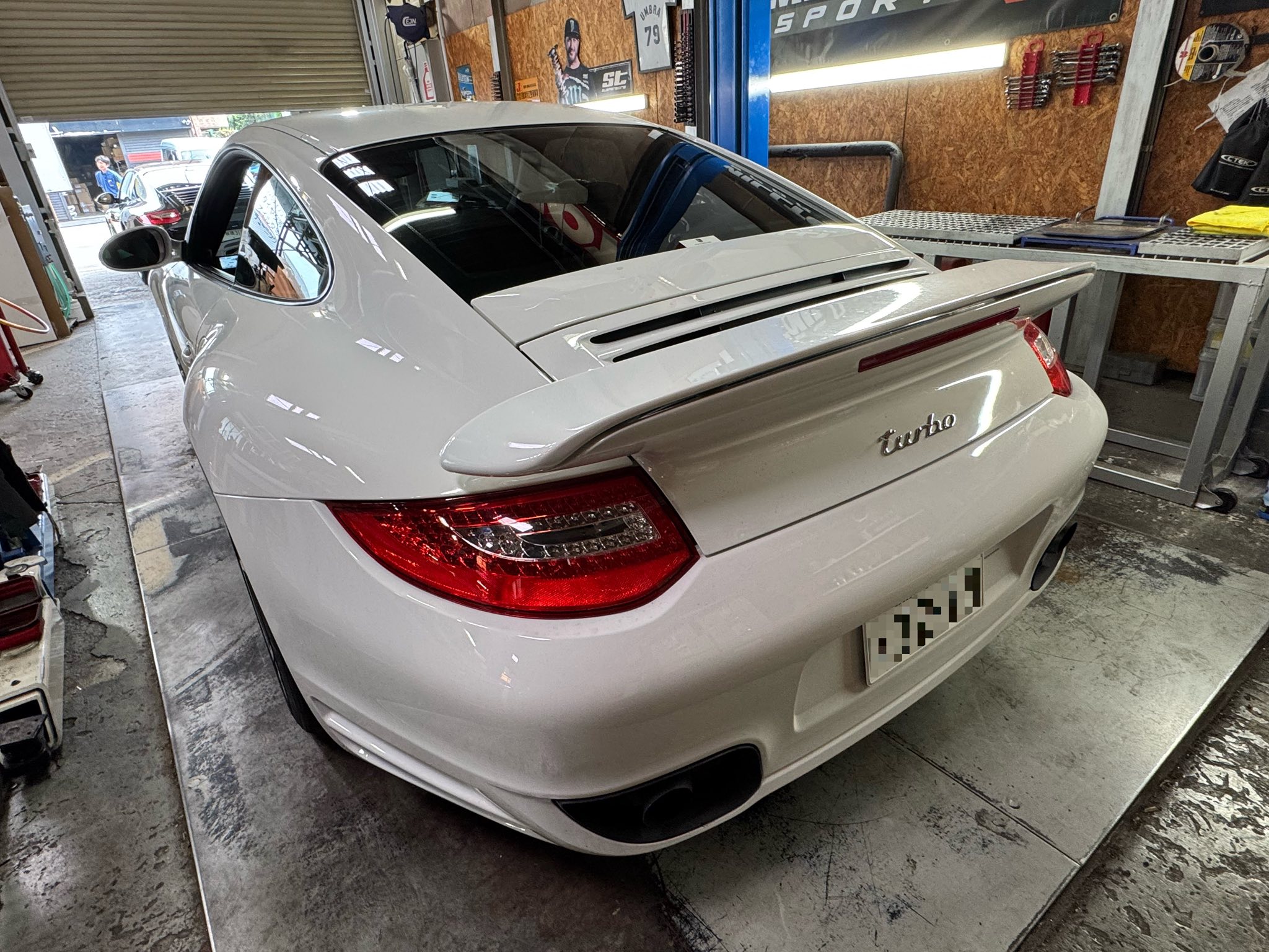 997 GT3  X  997 Turbo！