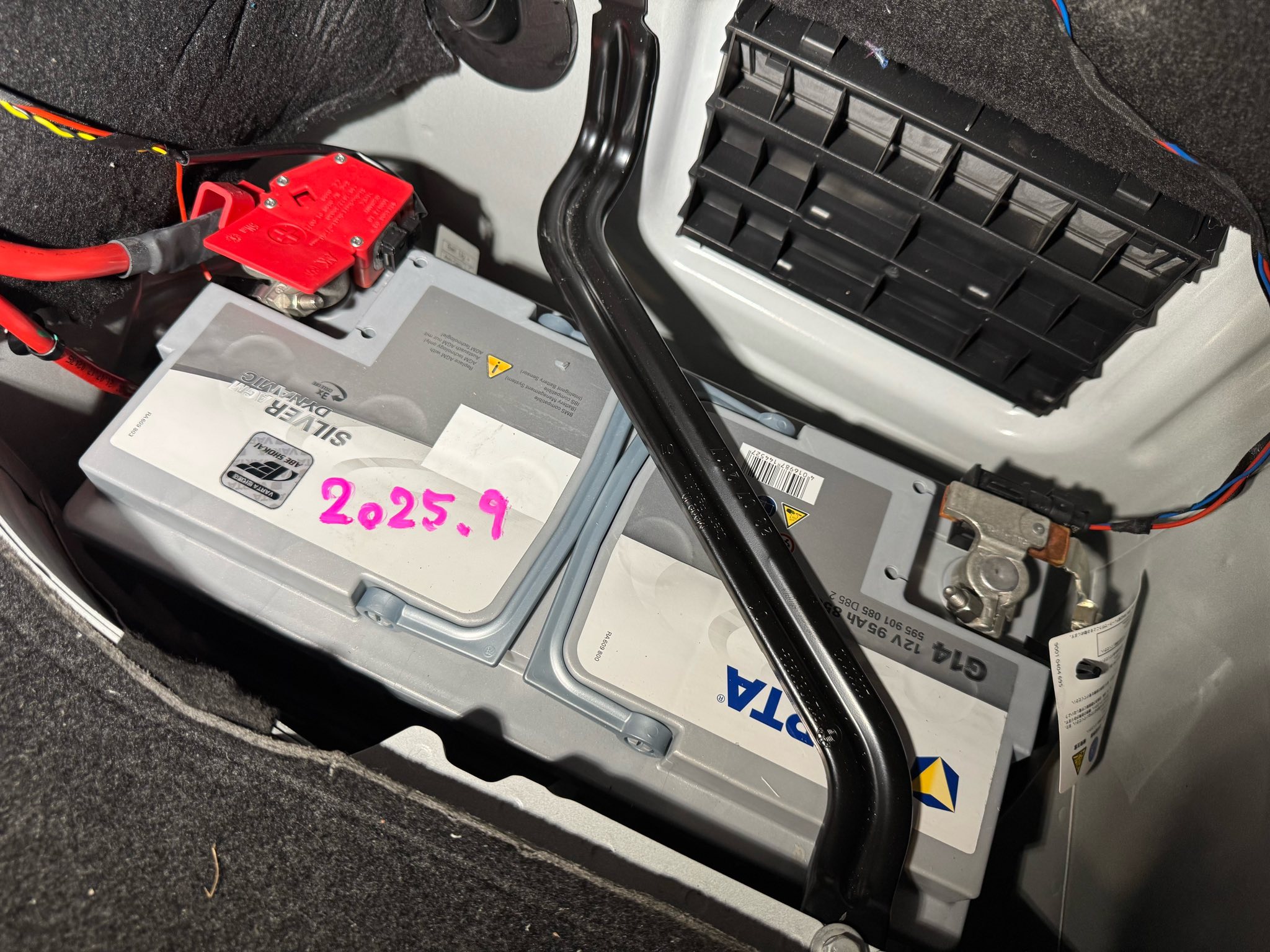 M2C  X  320i！