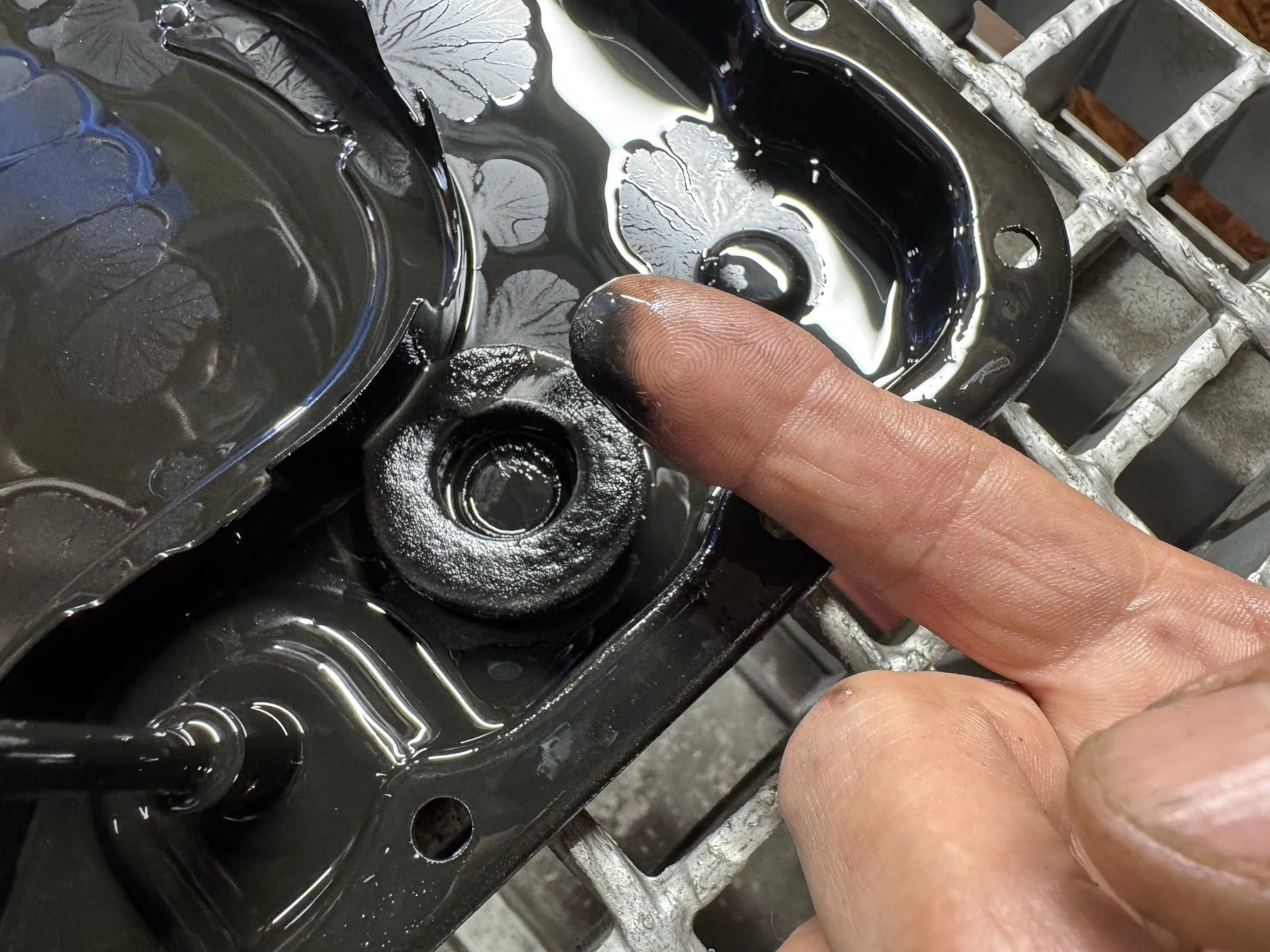 GT-R フルード交換にGTウィング入替！