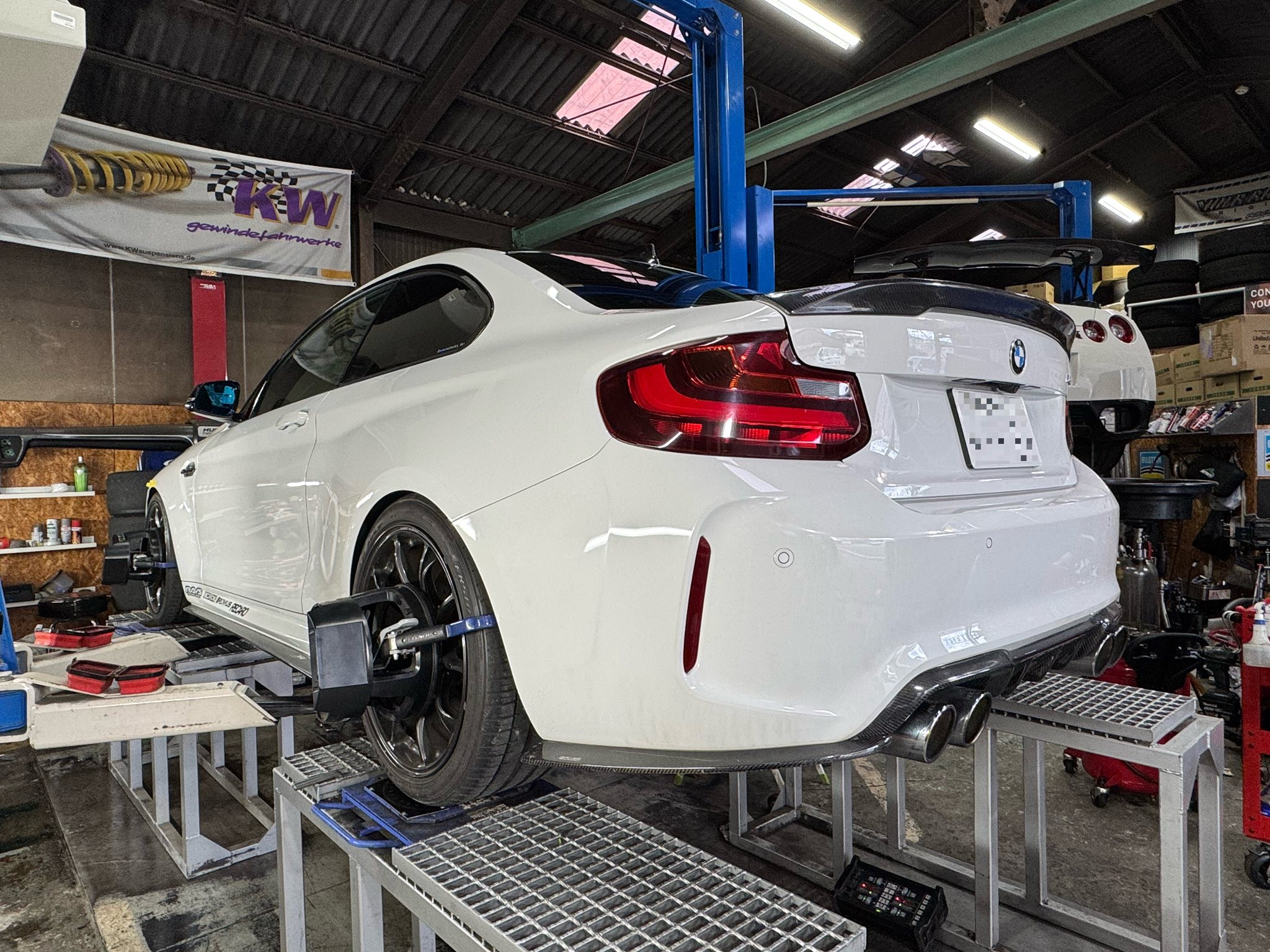 BMW M2 異音修理!