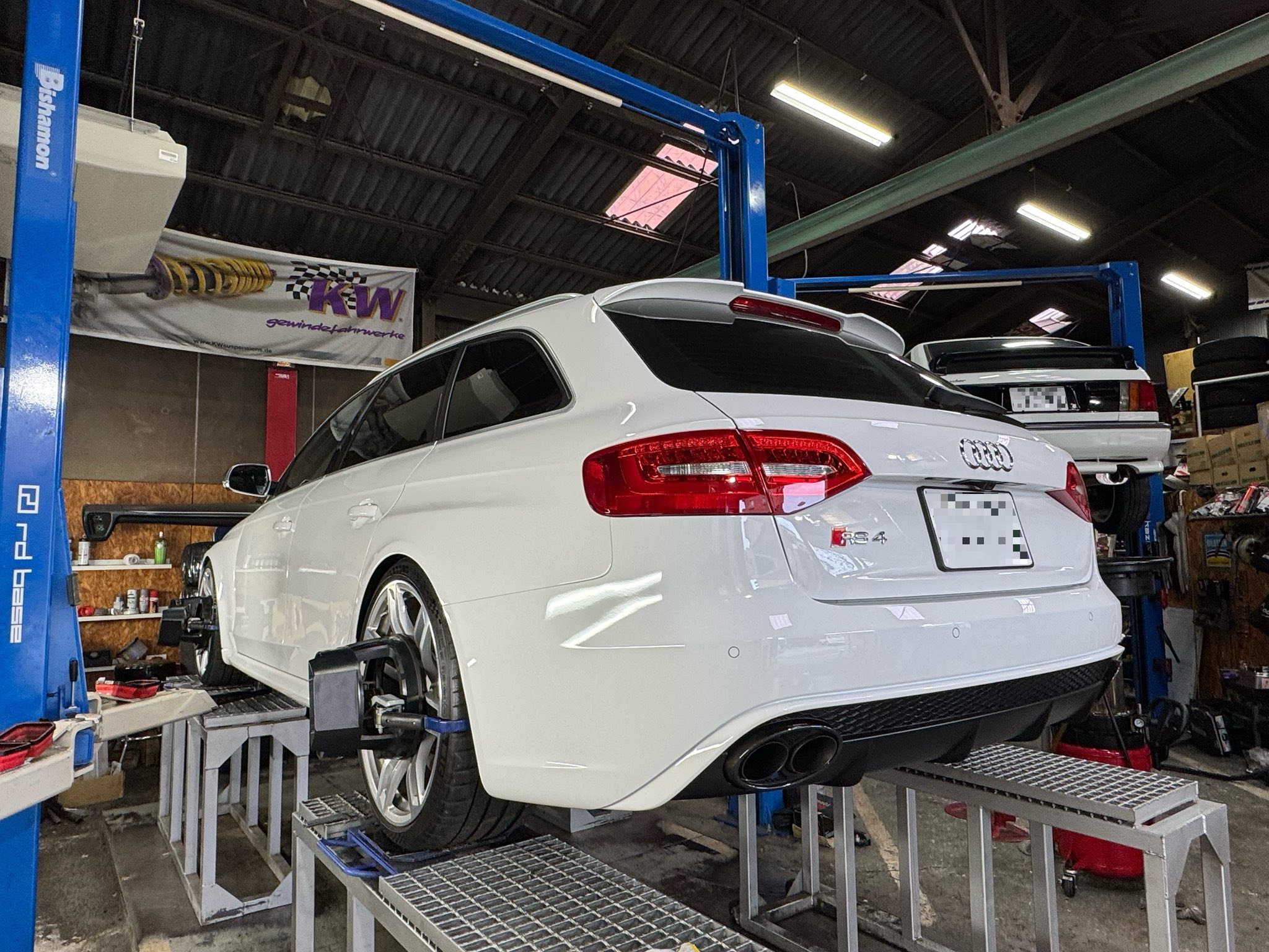 RS4  X  Cayenne  X  M2！