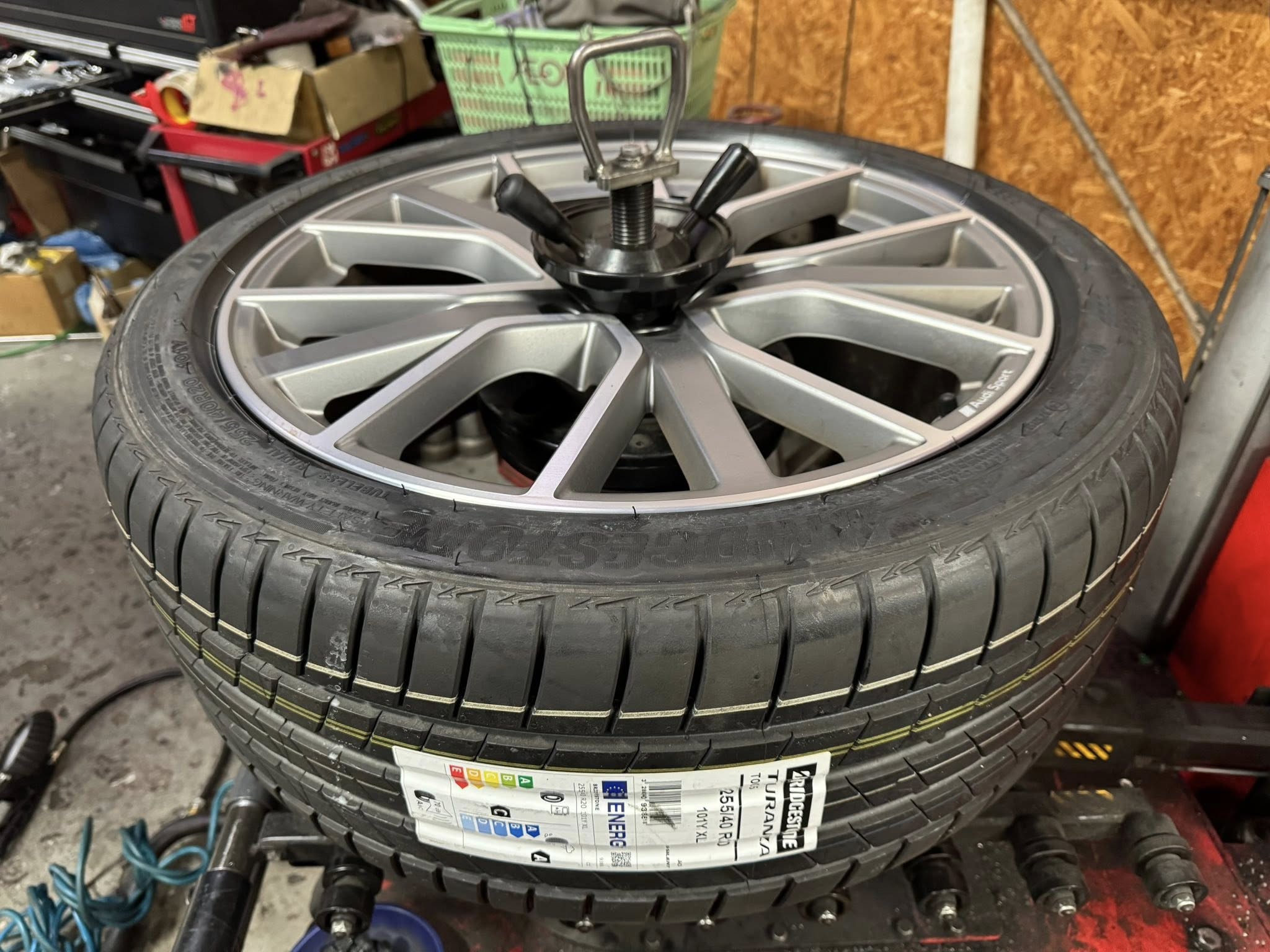 AUDI A6 X TURANZA T005!