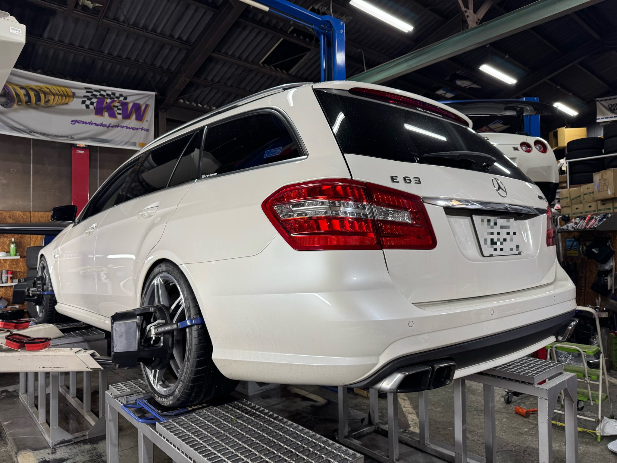 AMG E63 バイブレーション！