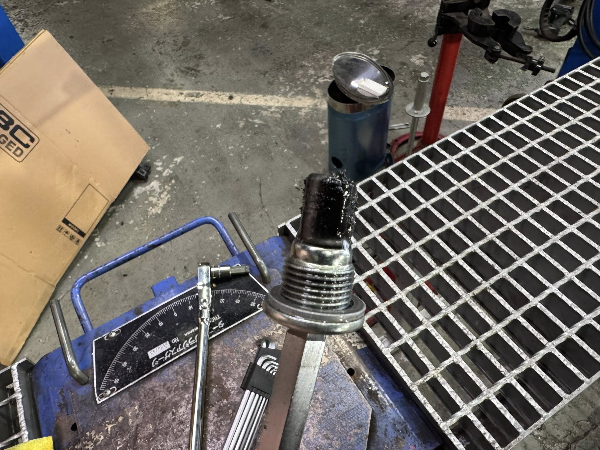 RZ34  X  318is  X  964  X  S5  X  RS3  X  M3  X  318ti  X  A180！