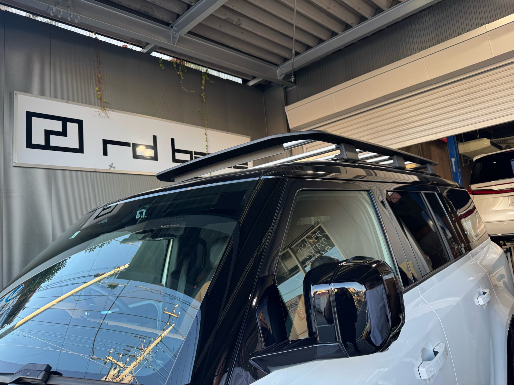 130  X  718  X  DBX  X  ALPHARD！