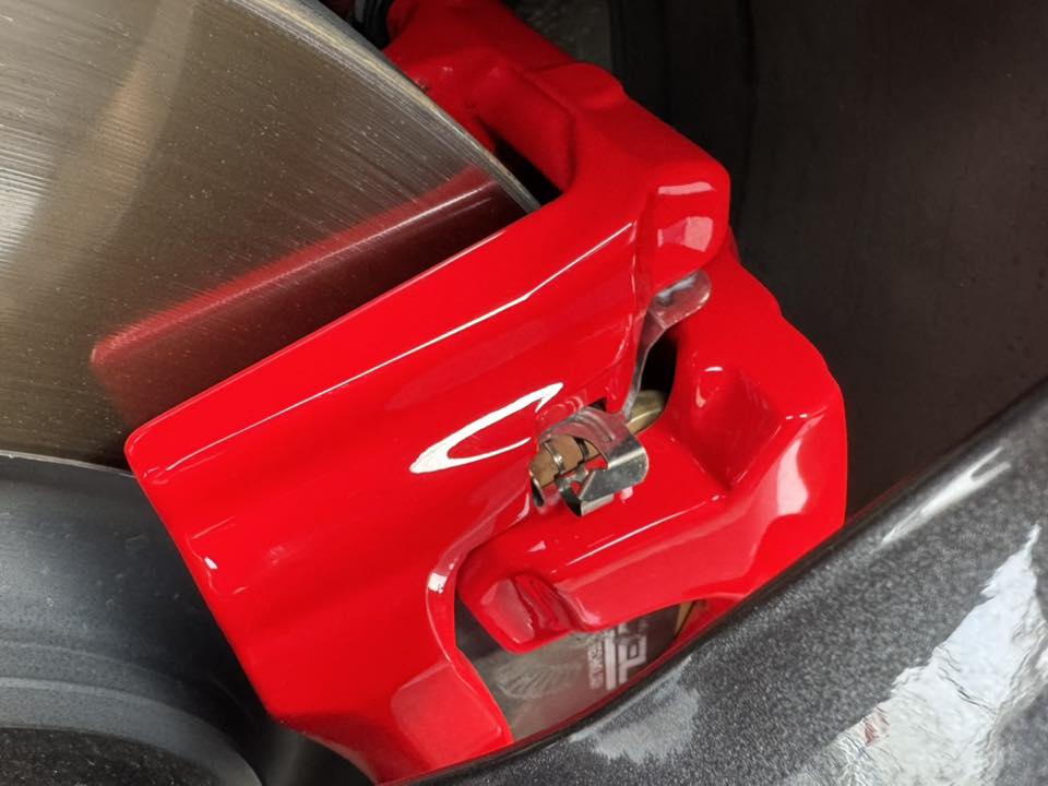 AUDI Q7 キャリパー塗装!