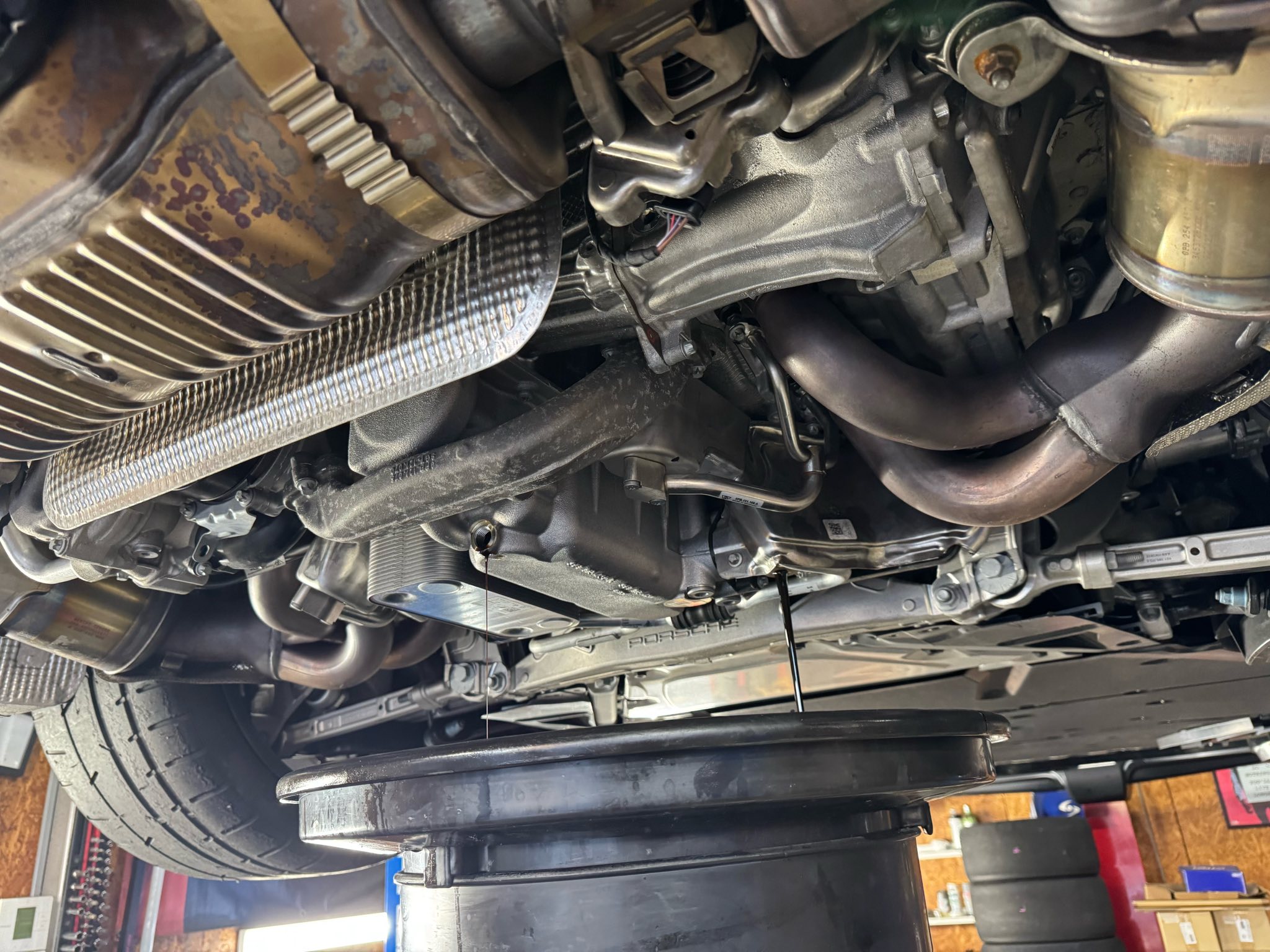 992GT3  X  Cayman R！