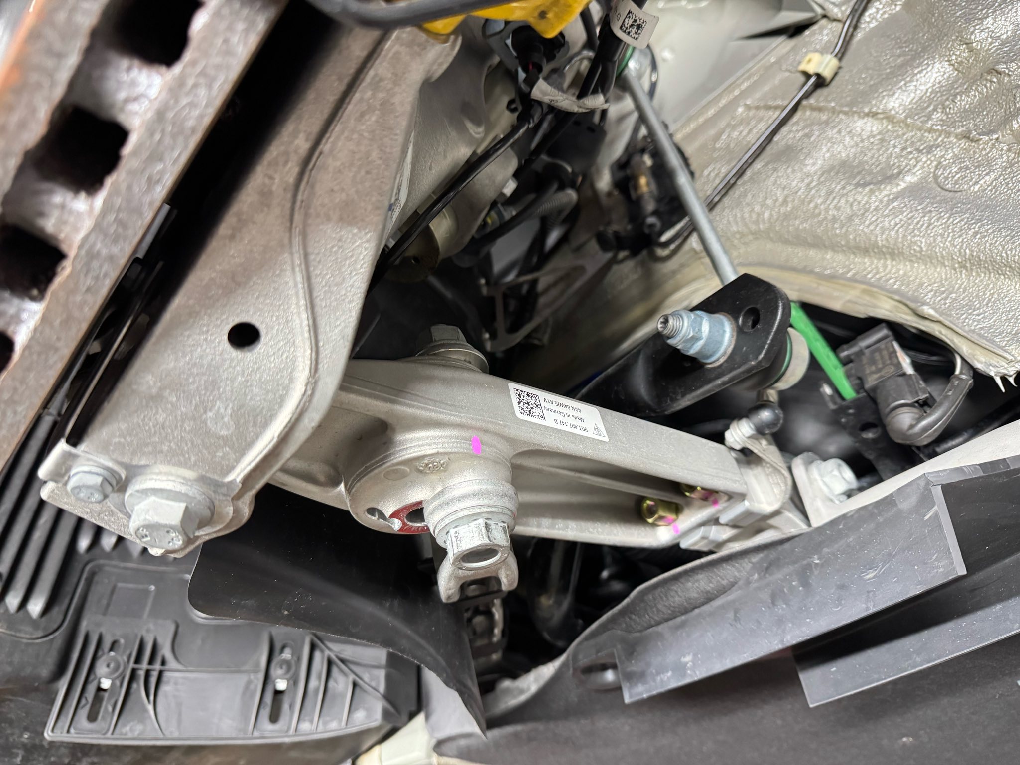 こちらのGT4RSも19インチ化スタート!