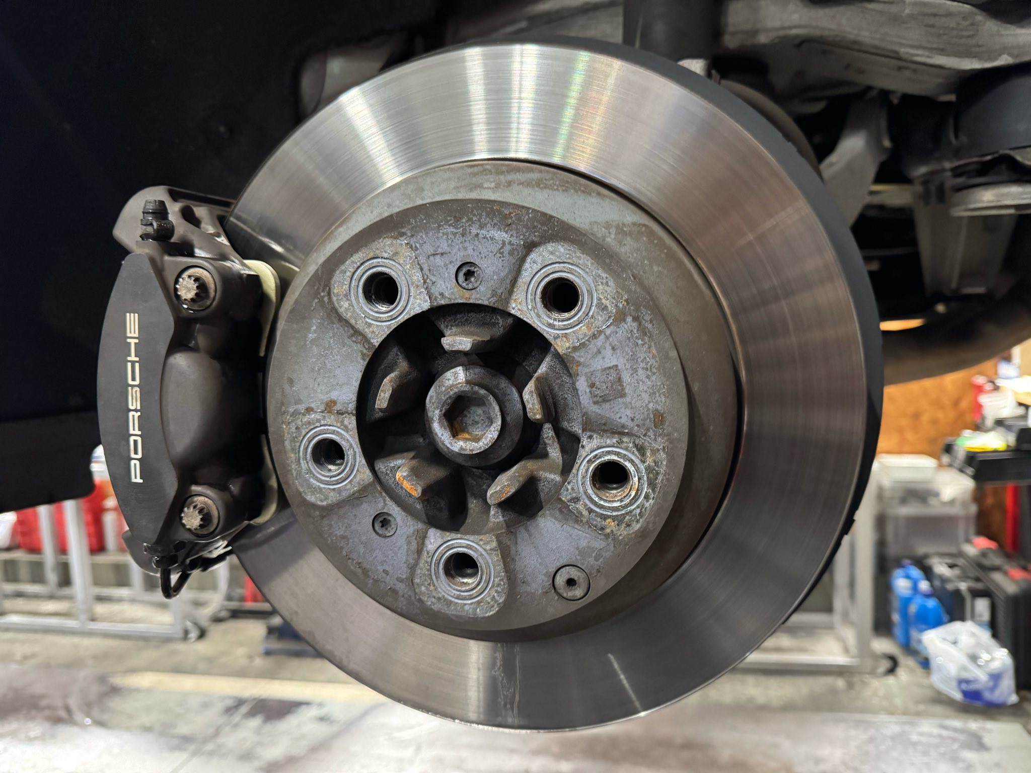 Cayenne  X  M2C  X  Tiguan！