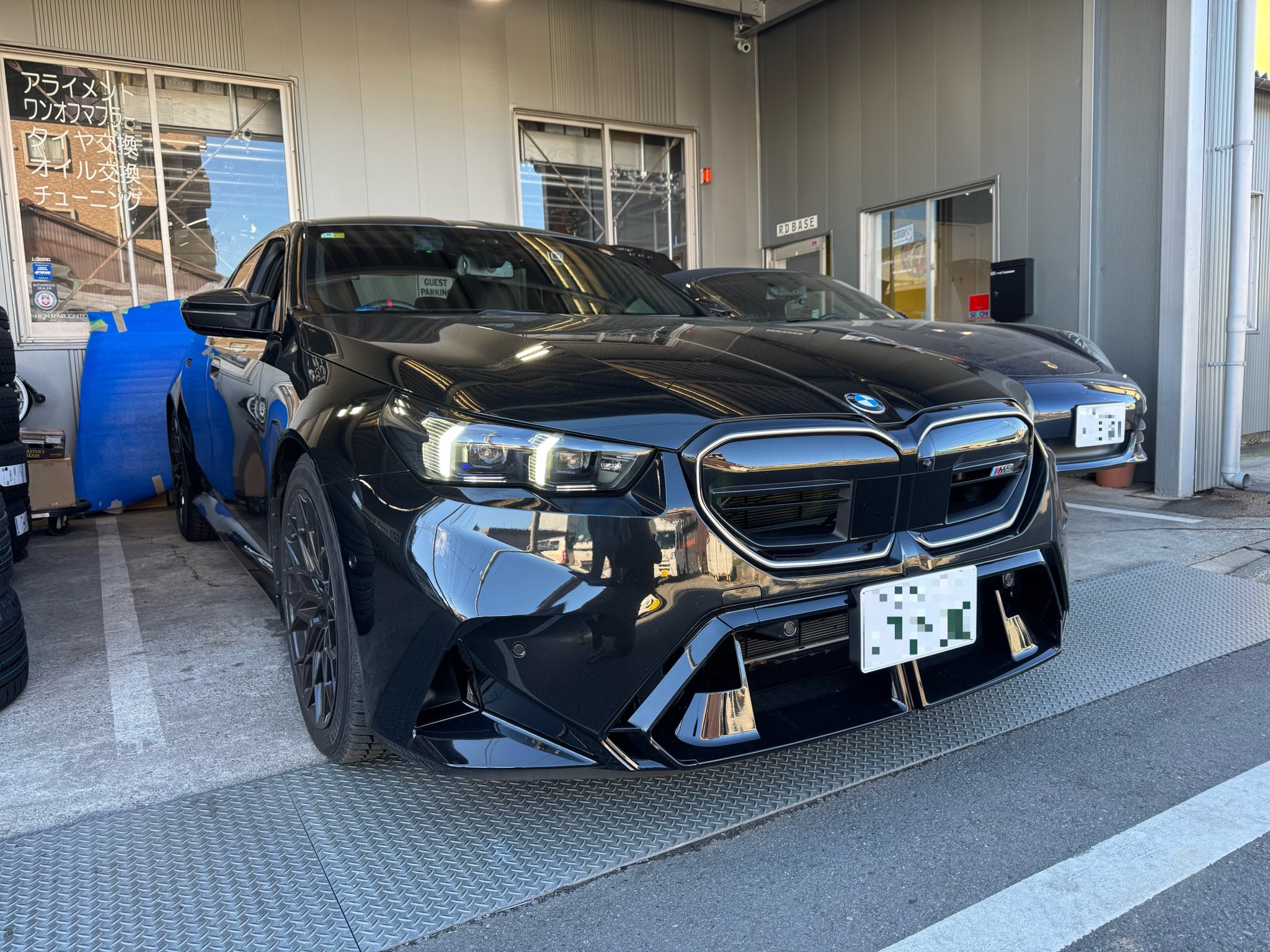 Taycan Turbo  X  GOLF TCR  X  G90M5！