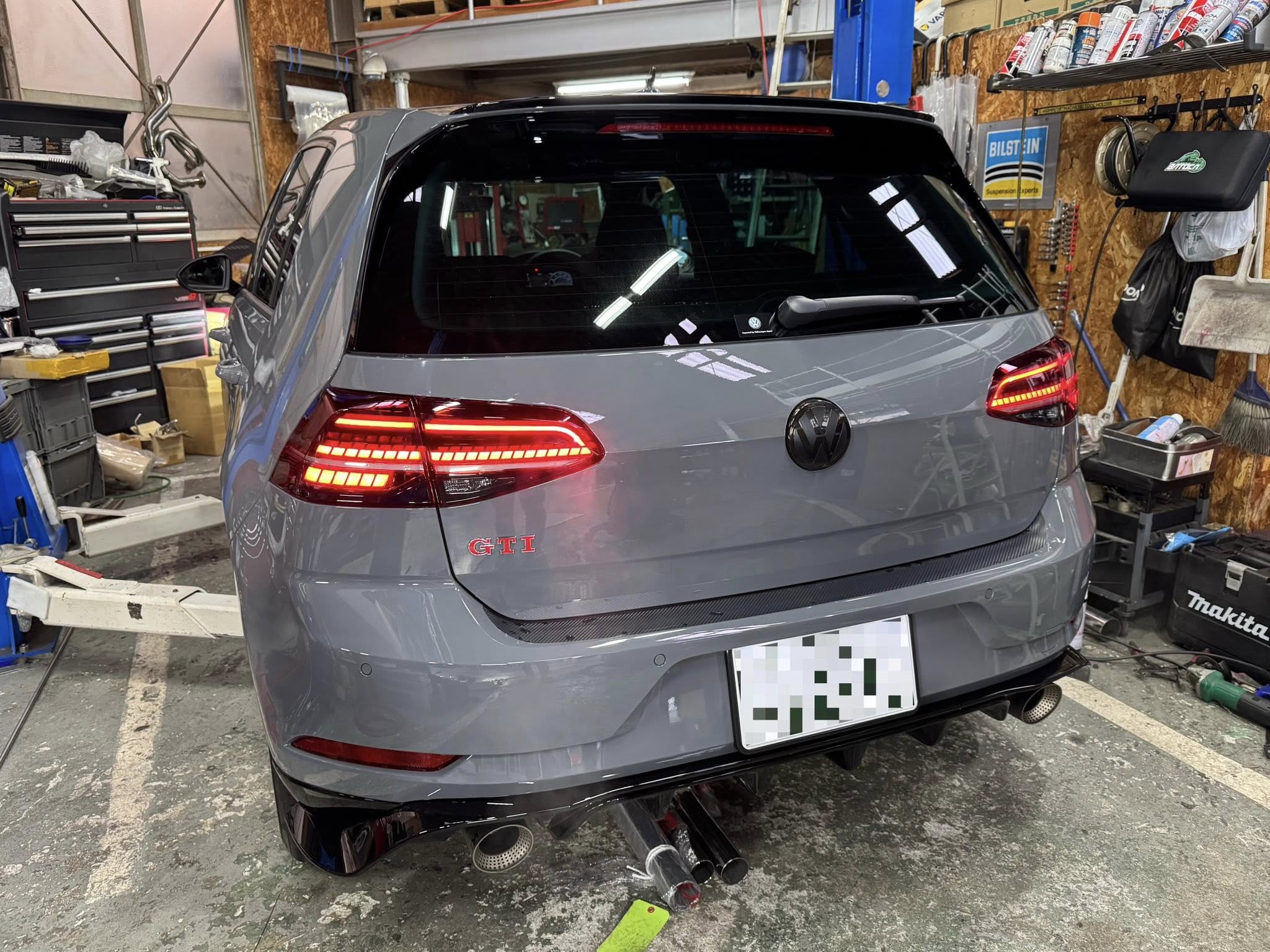 Taycan Turbo  X  GOLF TCR  X  G90M5！