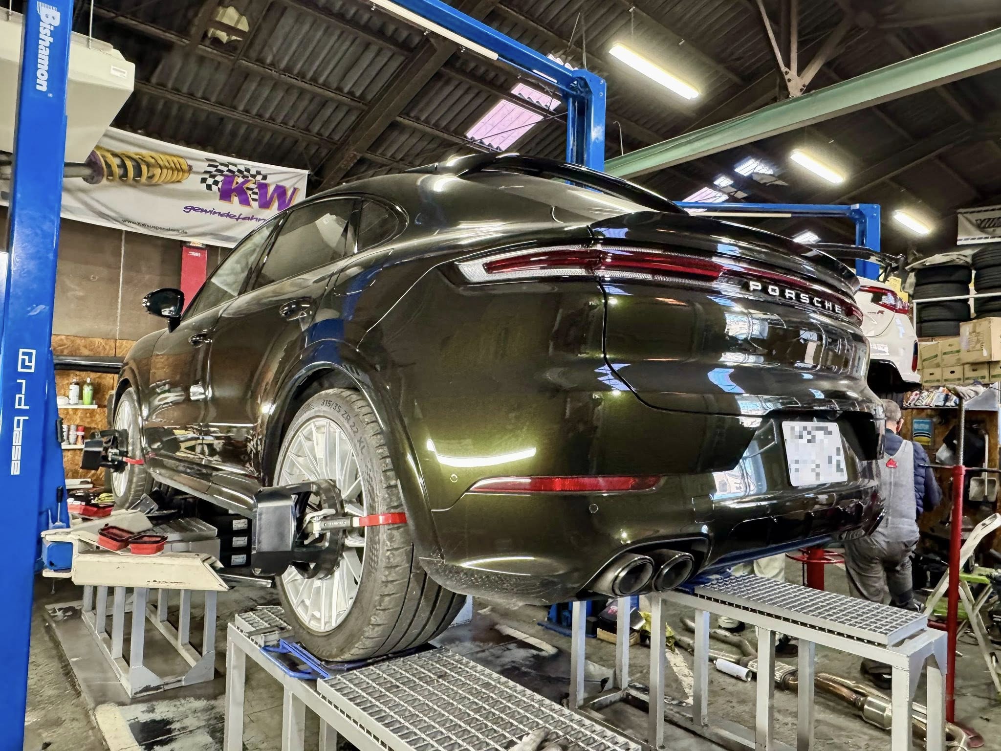 Cayenne Turbo E-Hybrid GT！