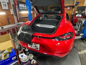 Cayman  X  M2C  X  POLO GTI！