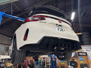 CIVIC TYPE R  X  997 Carrera！