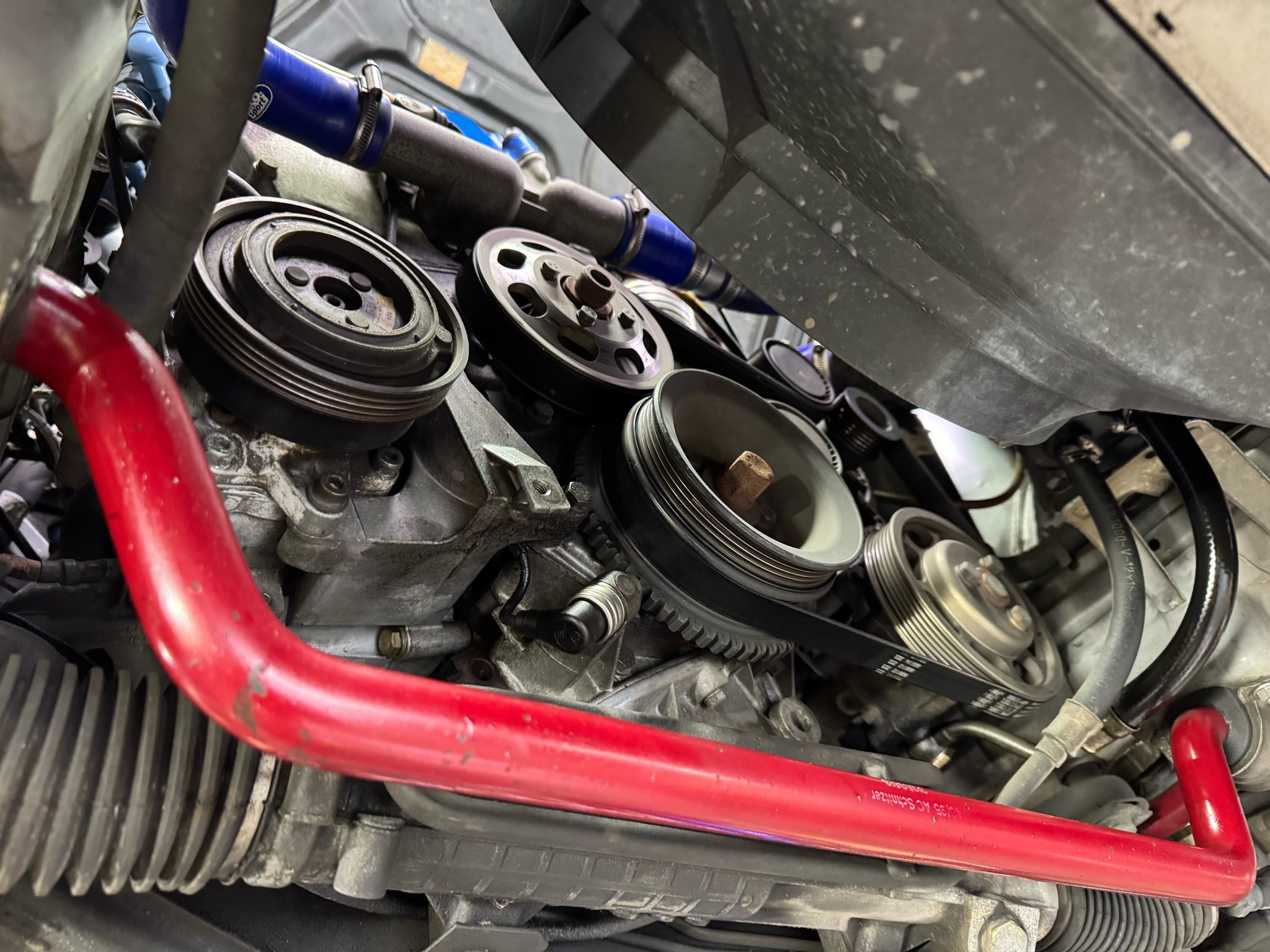 G  X  DBX  X  E  X  Macan  X  318is！