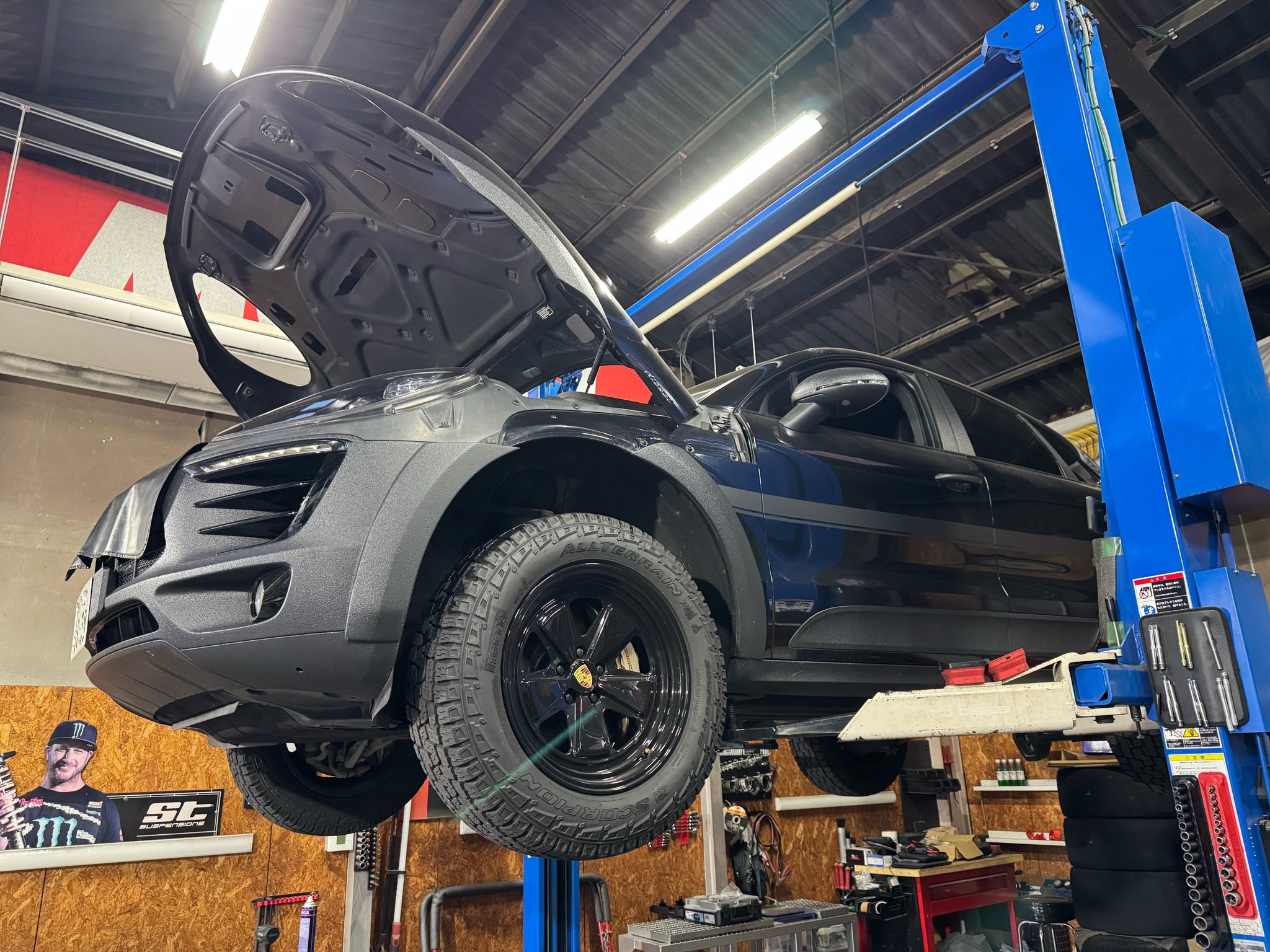 G  X  DBX  X  E  X  Macan  X  318is！