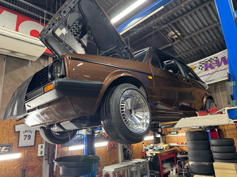 GOLF  X  RS4  X  C CLASS  X  FT86！