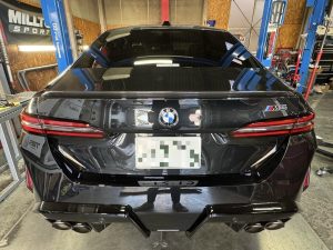 G90M5  X  Akrapovic！